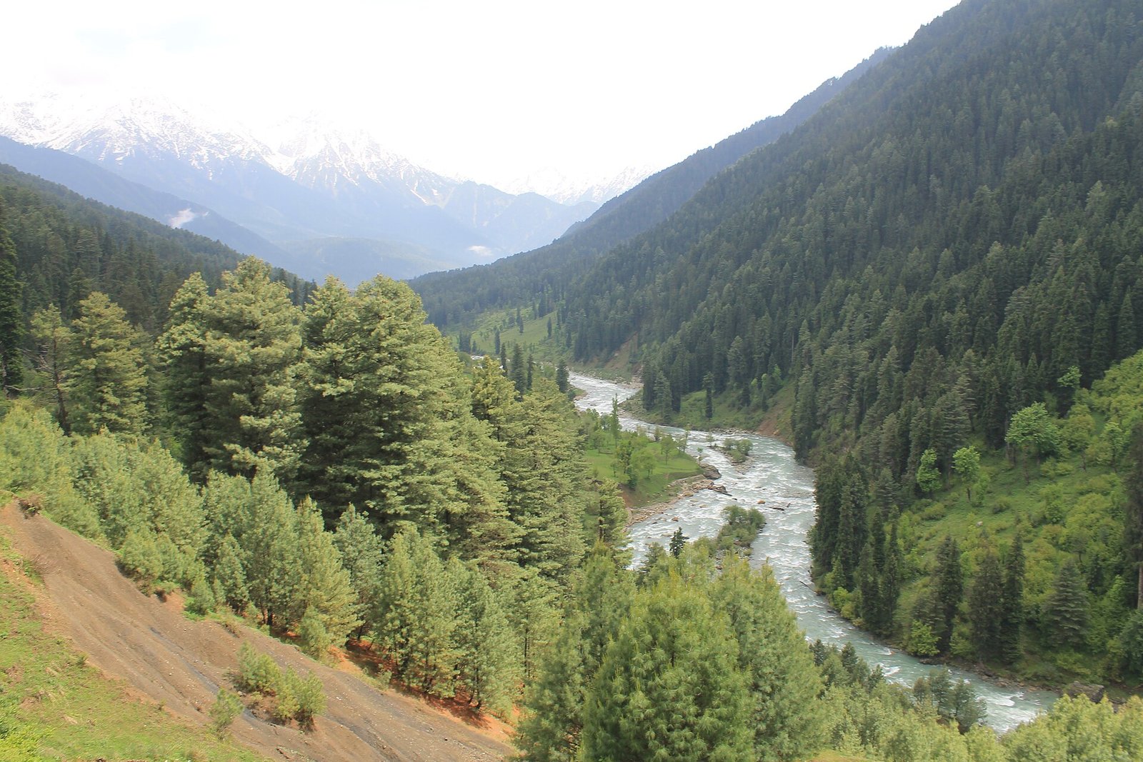 Pahalgam Kashmir destination photo
